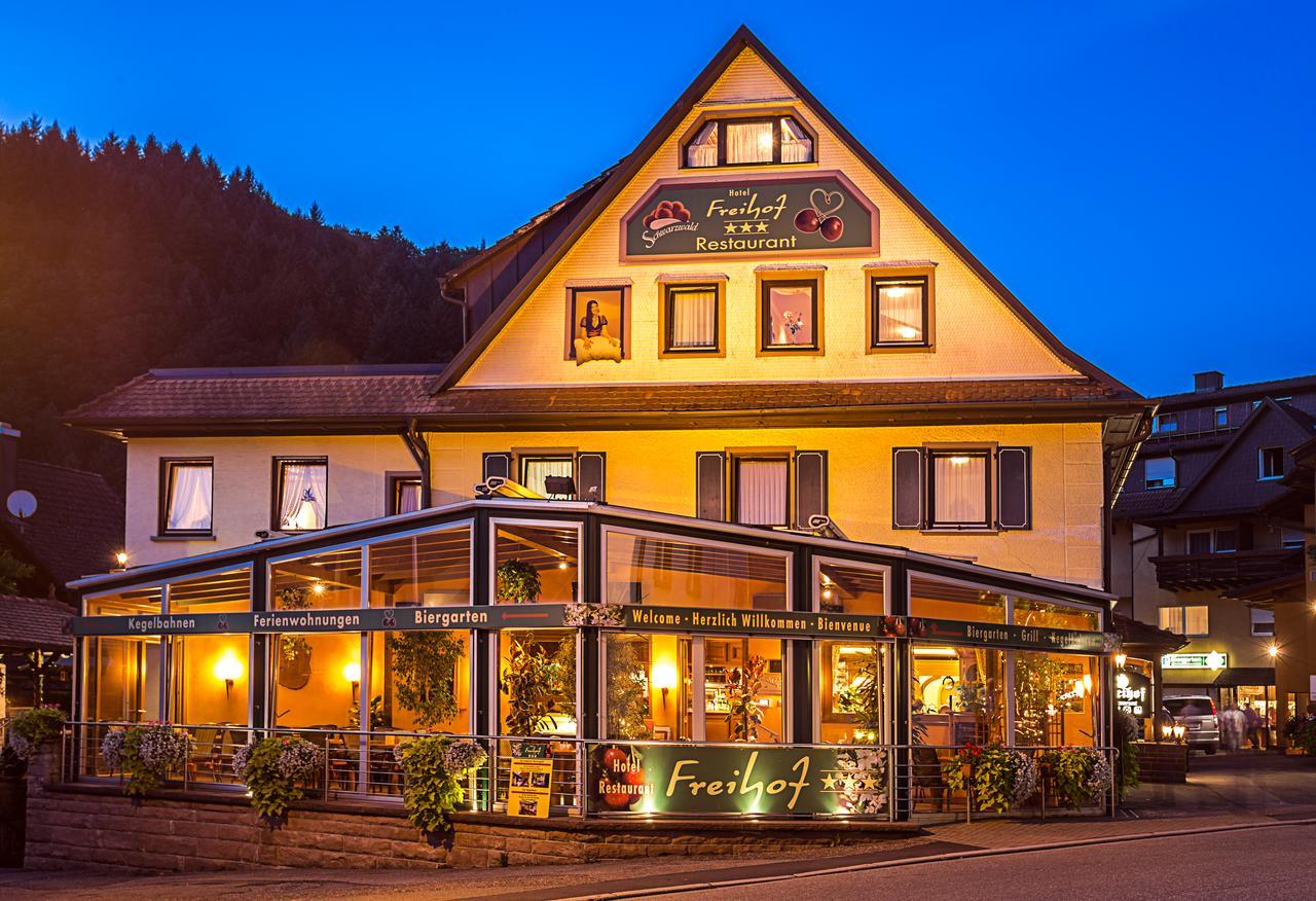 Hotel Restaurant Freihof Oberharmersbach Esterno foto